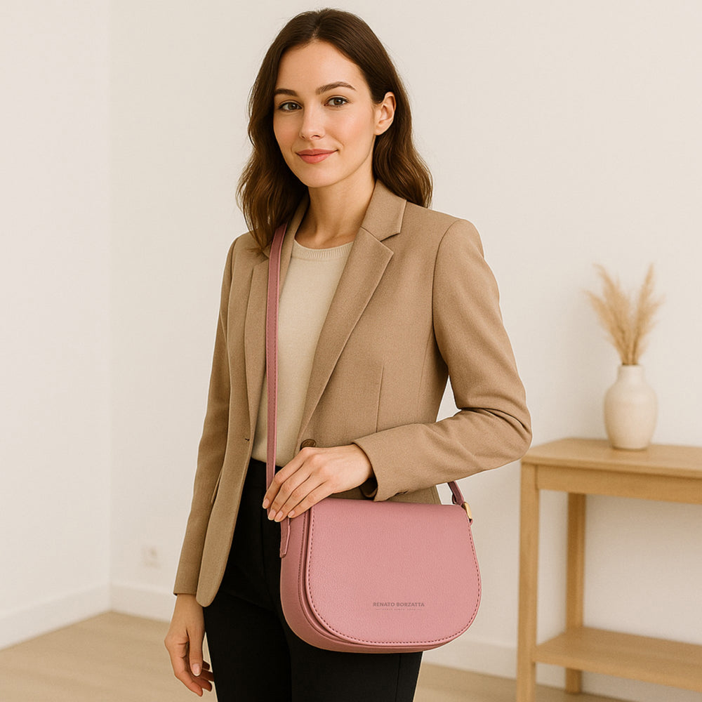 RB1002AZ | Borsa a Tracolla  in Vera Pelle Made in Italy con Tracolla removibile in pelle e attacchi con fibbie in metallo Oro Lucido - Colore Rosa Antico - Dimensioni: cm 26 x 20 x 10