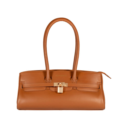 RB1033S | Borsa a Spalla Donna ARIANNA in Vera Pelle Morbida Sauvage Made in Italy. Accessori in metallo Oro Opaco. Colore Cognac. Dimensioni: cm 34 x 15 x 16 + 20 (Luce manici)